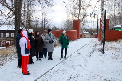 В Наволоках состоялась общественная приемка первого этапа благоустройства городского парка на ул. Энгельса