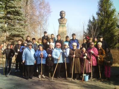 18 апреля в городе Наволоки состоялся общегородской субботник.